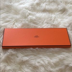 Authentic Hermès belt/scarf box